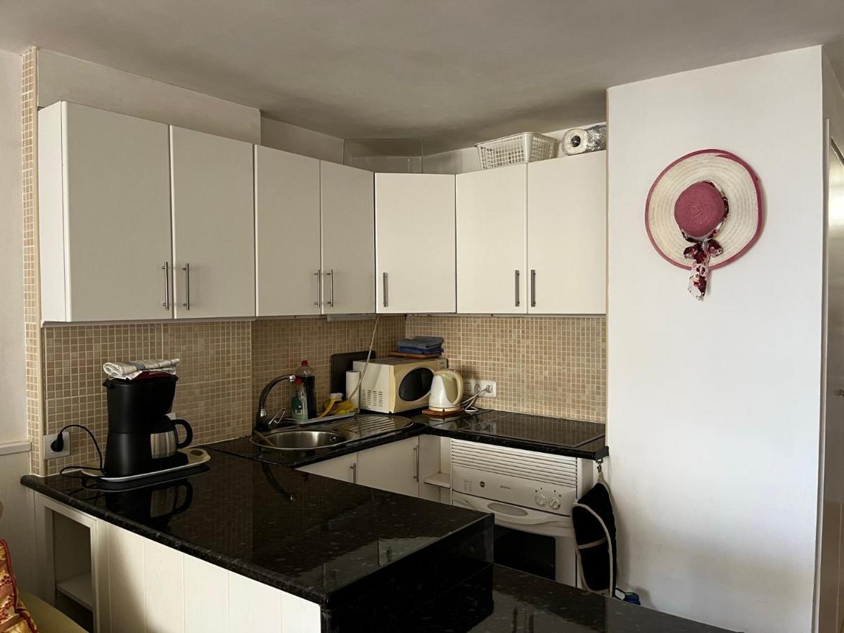 Borinquen Studio Apartment ปลายา ฟัญญาเบ ภายนอก รูปภาพ